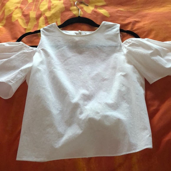 Zara peek a boo shoulder top - Picture 3 of 4